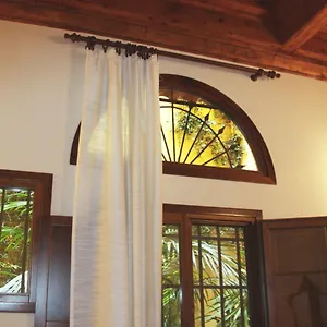 https://casa-del-vescovo-florence-50124.it-tuscanyhotel.com