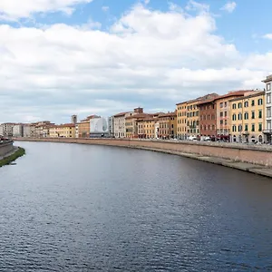 https://borgo-stretto-bright-apartments.it-tuscanyhotel.com